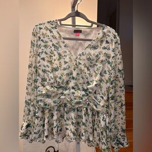 Vince Camuto size medium green and yellow floral blouse
